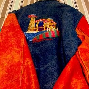 Men’s plant Hollywood jacket.